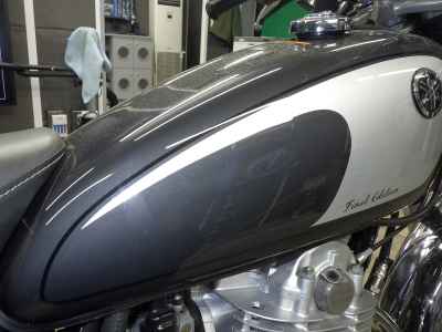 Yamaha SR400 2021