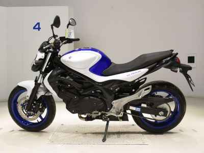 Suzuki Gladius SFV400 2018