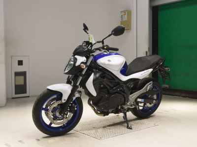 Suzuki Gladius SFV400 2018