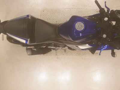 Yamaha YZF-R25 2017