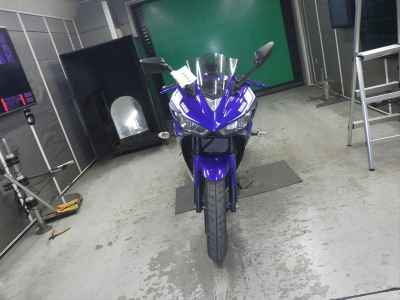 Yamaha YZF-R25 2017