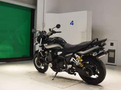 Yamaha XJR1300 2012