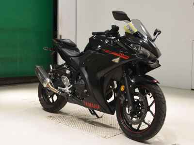 Yamaha YZF-R25 2015