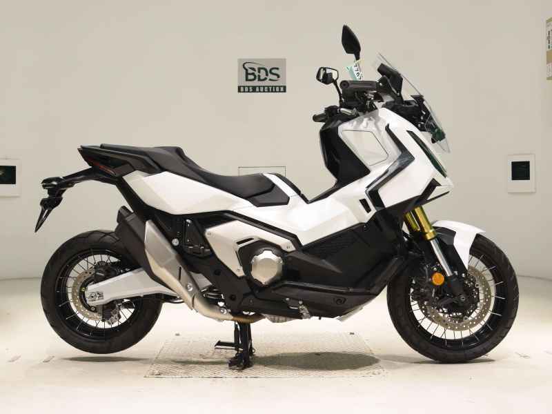 Honda X-Adv 750 2025