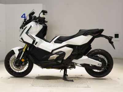 Honda X-Adv 750 2025