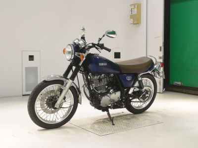 Yamaha SR400 2021