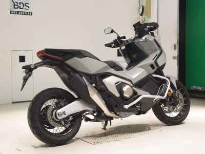 Honda X-Adv 750 2025