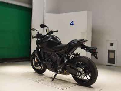 Yamaha MT-09 AMT 2024