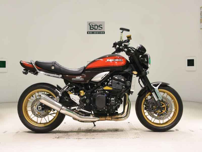 Kawasaki Z900RS 2022