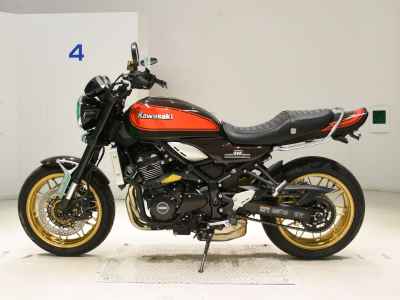 Kawasaki Z900RS 2022