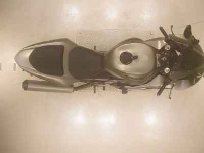 Kawasaki Ninja ZX-10R 2005