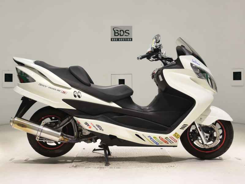 Suzuki Skywave 250S