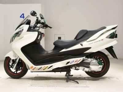 Suzuki Skywave 250S
