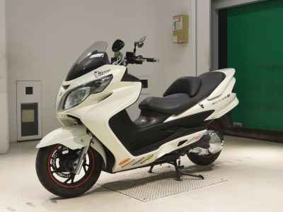 Suzuki Skywave 250S