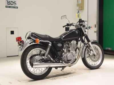 Yamaha SR400 2005