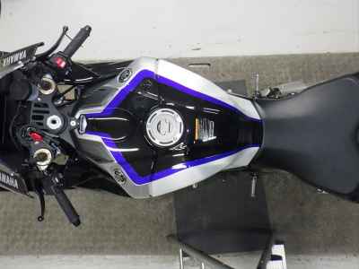 Yamaha YZF-R1M 2023