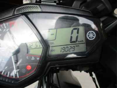 Yamaha YZF-R25 2016