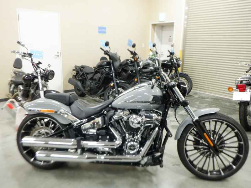 Harley-Davidson Breakout FXBR1750 2024