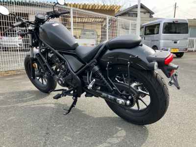 Honda XJR400 2023