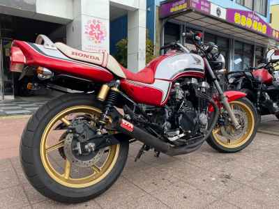 Honda CB750 2005