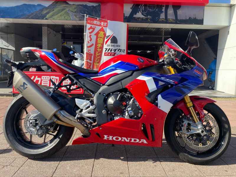 Honda CBR1000RR-R FB SP 2025