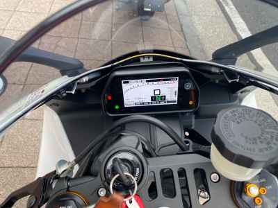 Yamaha YZF-R1 2022