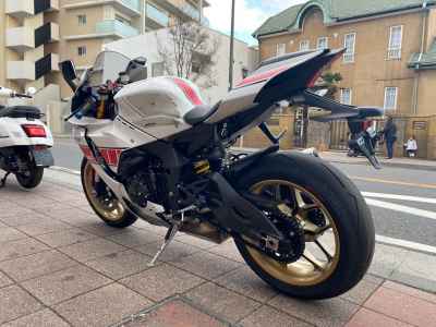 Yamaha YZF-R1 2022