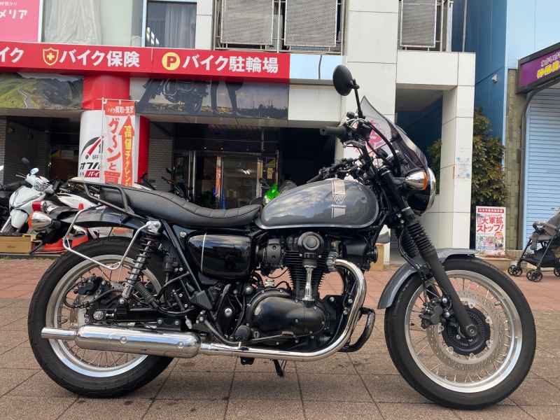 Kawasaki W800 2023