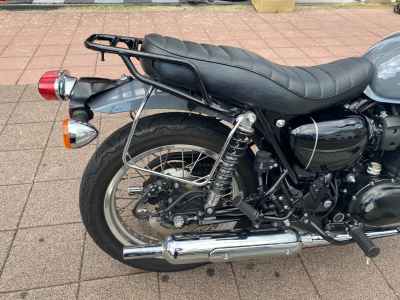 Kawasaki W800 2023