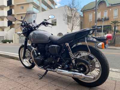 Kawasaki W800 2023