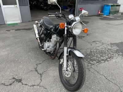 Yamaha SR400 2005
