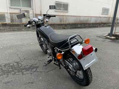 Yamaha SR400 2005