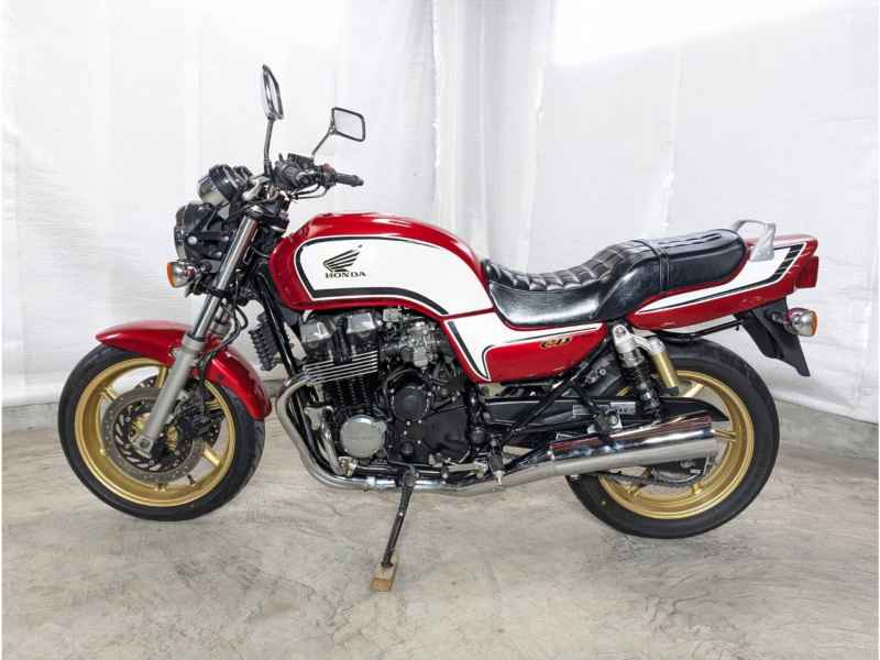Honda CB750 2006