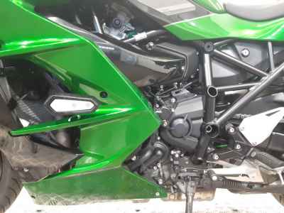 Kawasaki Ninja H2 SX 2018