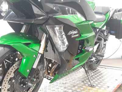Kawasaki Ninja H2 SX 2018
