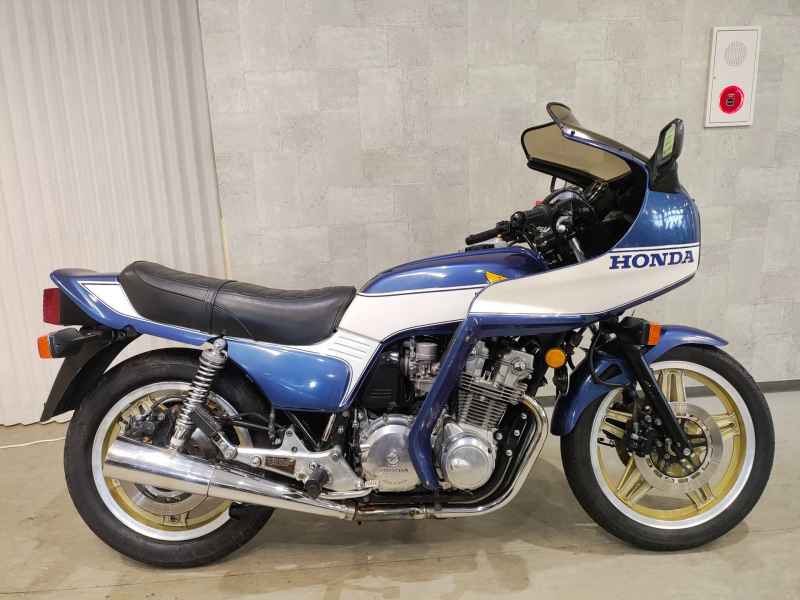 Honda CB900F 2024