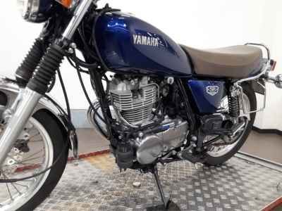 Yamaha SR400 2021