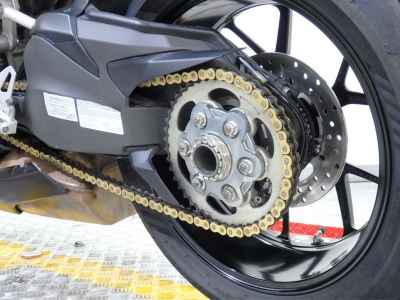 Ducati Streetfighter V2 2023