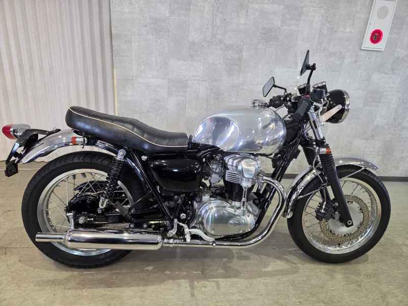 Kawasaki W400 2006