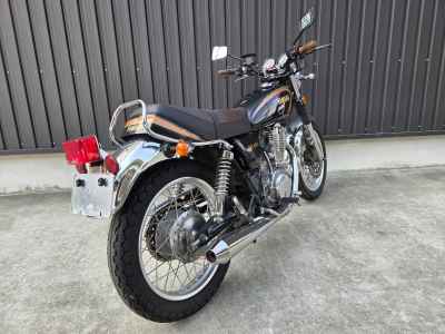 Yamaha SR400 2006
