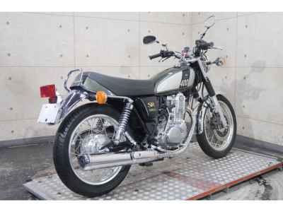 Yamaha SR400 2020