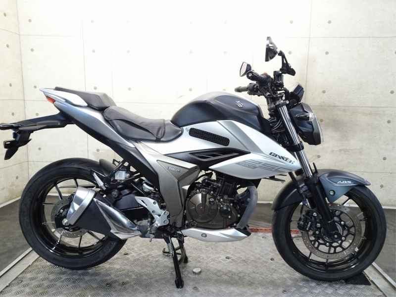Suzuki Gixxer 250SF
