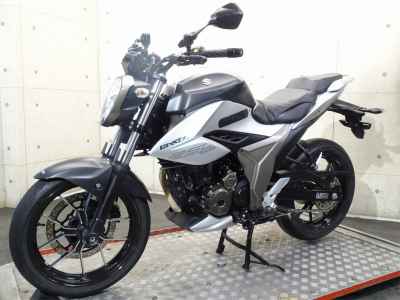 Suzuki Gixxer 250SF