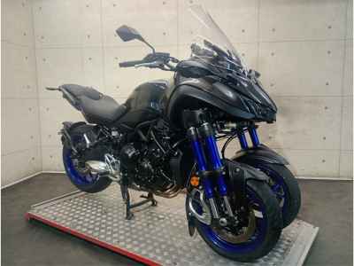 Yamaha Niken 2018