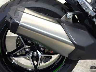 Kawasaki Ninja H2 SX SE+ 2021