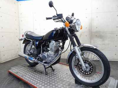 Yamaha SR400 2016