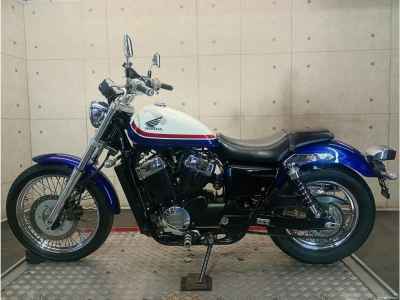 Honda VT400S 2010