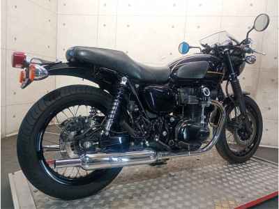 Kawasaki W800 2022