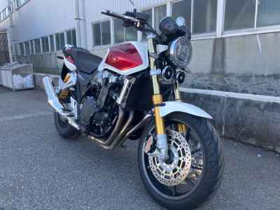 Honda CB1300SF 2025
