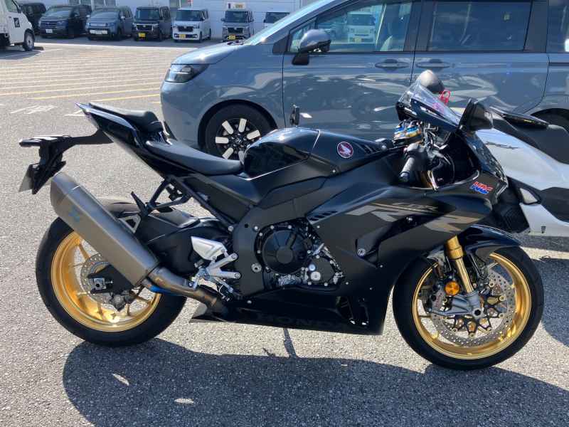 Honda CBR1000RR-R FB SP 2025